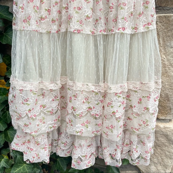 🥑2/$29~Juniors' UP Ultra Pink Floral Lace Dress~Medium - Picture 9 of 14